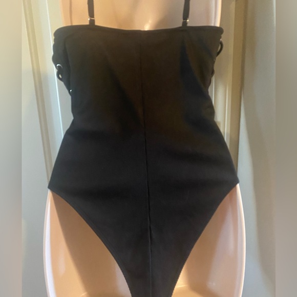 NWOT Black Forever 21 ribbed body suit w corset sides - Picture 3 of 7